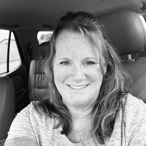 Meet your Posher, Traci